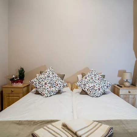 Osada Quarto em Acomodações Particulares *