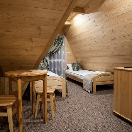 Quarto em Acomodações Particulares Osada Groń